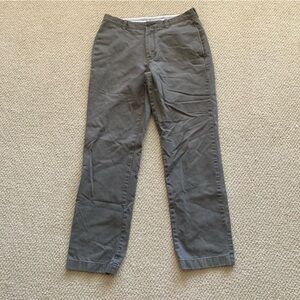 J. Crew Classic Chino Pants Grey Bottoms Men’s Size W 32 x L 32 FLAW HOLE